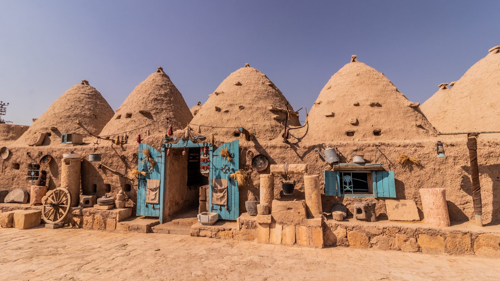 The mudbrick beehive houses of Harran