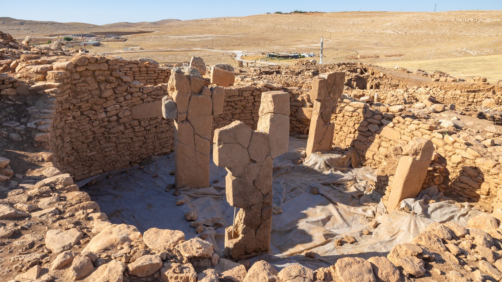 A Taş Tepeler excavation landscape in the Şanlıurfa hills